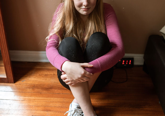 Uninvolved Dad Belittles Teen’s Sporting Achievements During A Family Gathering, Mom Takes None Of It And Calls Him A ‘Deadbeat’