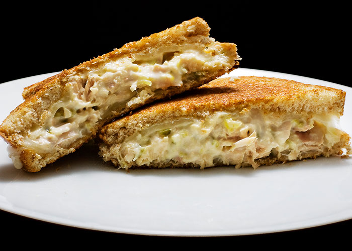 30 “Broke ‘Till Payday” Meals That People Swear By