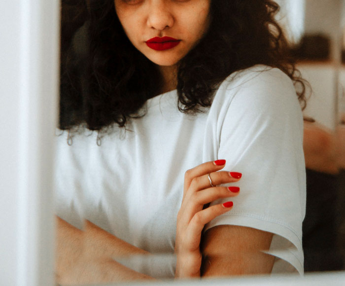 &ldquo;[Am I The Jerk] For Saying My Terminally Ill Stepsister Can&rsquo;t Have My Mom&rsquo;s Engagement Ring&rdquo;