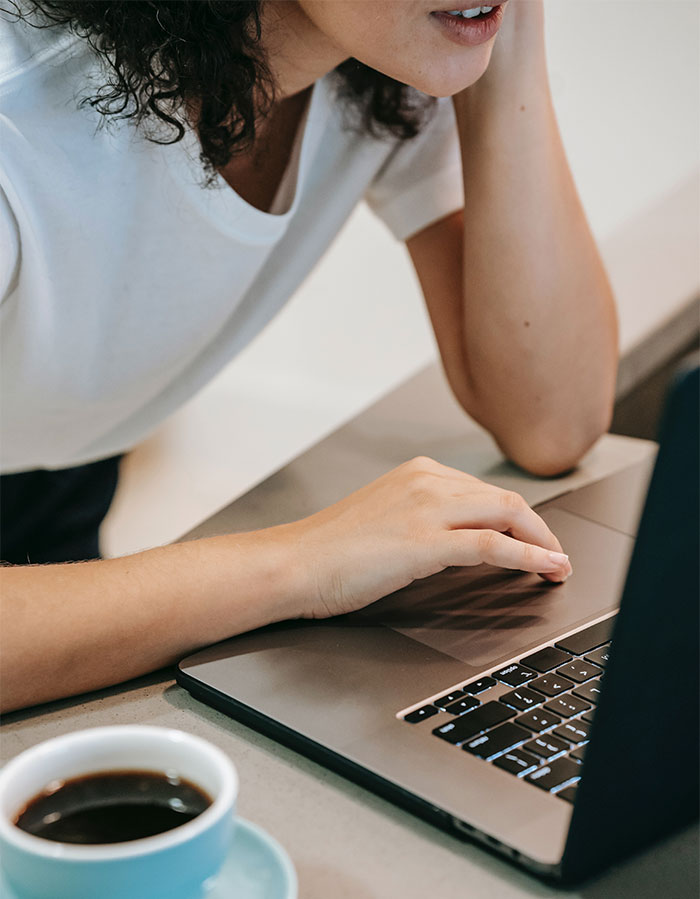 Hustle Culture Is Becoming A Thing Of The Past, Making Older Generations Confused, But This Person Gives A Very Simple Explanation Hustle Culture Is Becoming A Thing Of The Past, Making Older Generations Confused, But This Person Gives A Very Simple Explanation