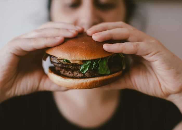 “They Somehow Thought Free Spaghetti Was A Reasonable Request”: 45 Of The Most Peculiar Requests Waiters Have Ever Heard “They Somehow Thought Free Spaghetti Was A Reasonable Request”: 45 Of The Most Peculiar Requests Waiters Have Ever Heard