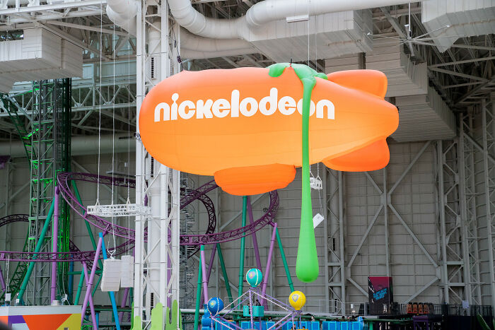 Person Asks “What Was Discontinued, But You Miss Like Hell And You Wish Came Back?”, And 30 Folks Deliver Person Asks “What Was Discontinued, But You Miss Like Hell And You Wish Came Back?”, And 30 Folks Deliver