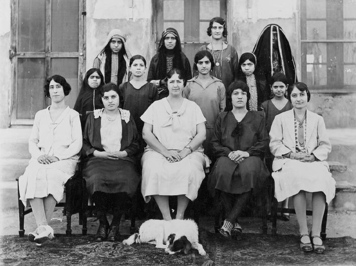 People Are Sharing Pics Of Life 100 Years Ago, And They Might Put Things In A New Perspective People Are Sharing Pics Of Life 100 Years Ago, And They Might Put Things In A New Perspective