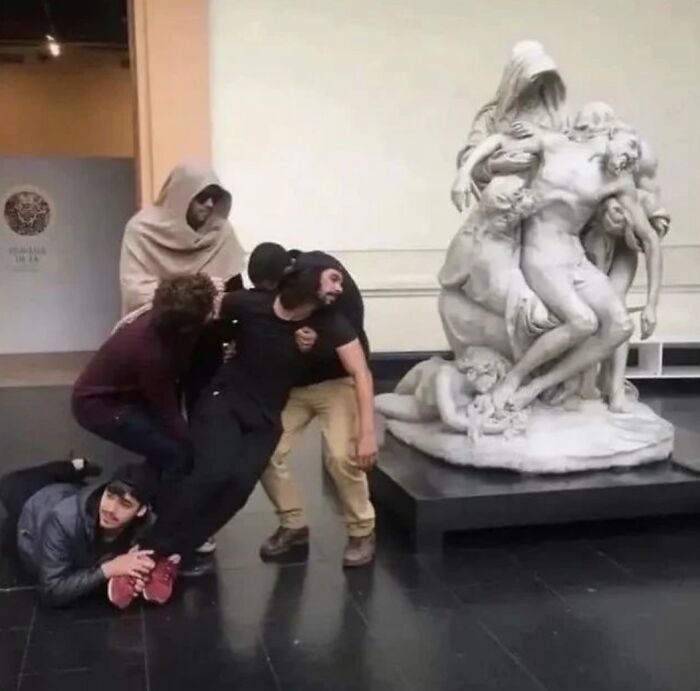 50 Times People Saw Something That Made Them Go ‘Hmmm’ And Just Had To Share It Online (New Pics) 50 Times People Saw Something That Made Them Go ‘Hmmm’ And Just Had To Share It Online (New Pics)