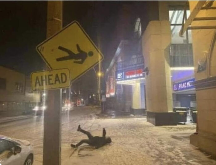 50 Times People Saw Something That Made Them Go ‘Hmmm’ And Just Had To Share It Online (New Pics) 50 Times People Saw Something That Made Them Go ‘Hmmm’ And Just Had To Share It Online (New Pics)