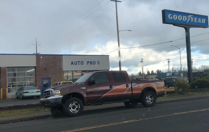 40 Times People Didn’t Take Letter Spacing Into Consideration And It Resulted In These Fails 40 Times People Didn’t Take Letter Spacing Into Consideration And It Resulted In These Fails