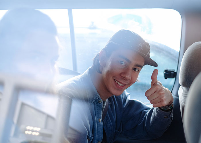 30 Brilliant Stories About The Most Memorable Moments People Ever Had With Complete Strangers