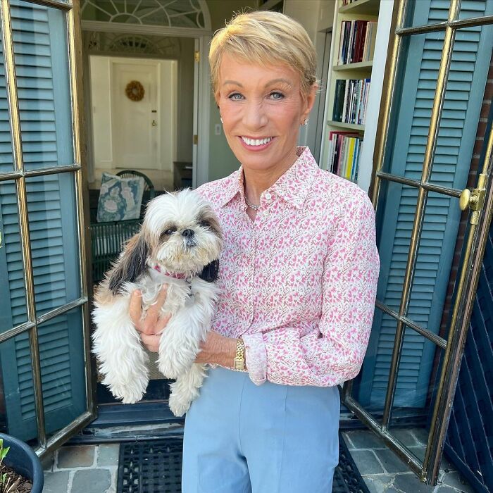 Businesswoman Joyfully Discusses Firing Employees On Fridays, But People Online Don&rsquo;t Tolerate It