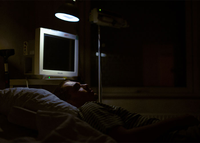 “What 100% Ruins A Movie For You Every Time?” (30 Answers) “What 100% Ruins A Movie For You Every Time?” (30 Answers)