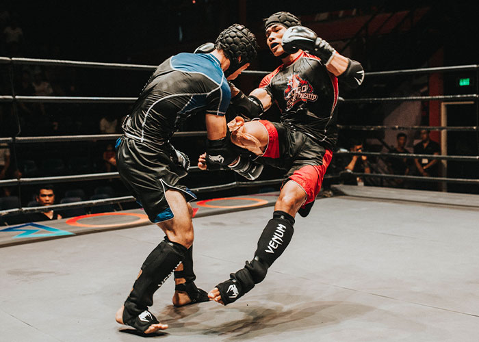 “What 100% Ruins A Movie For You Every Time?” (30 Answers) “What 100% Ruins A Movie For You Every Time?” (30 Answers)