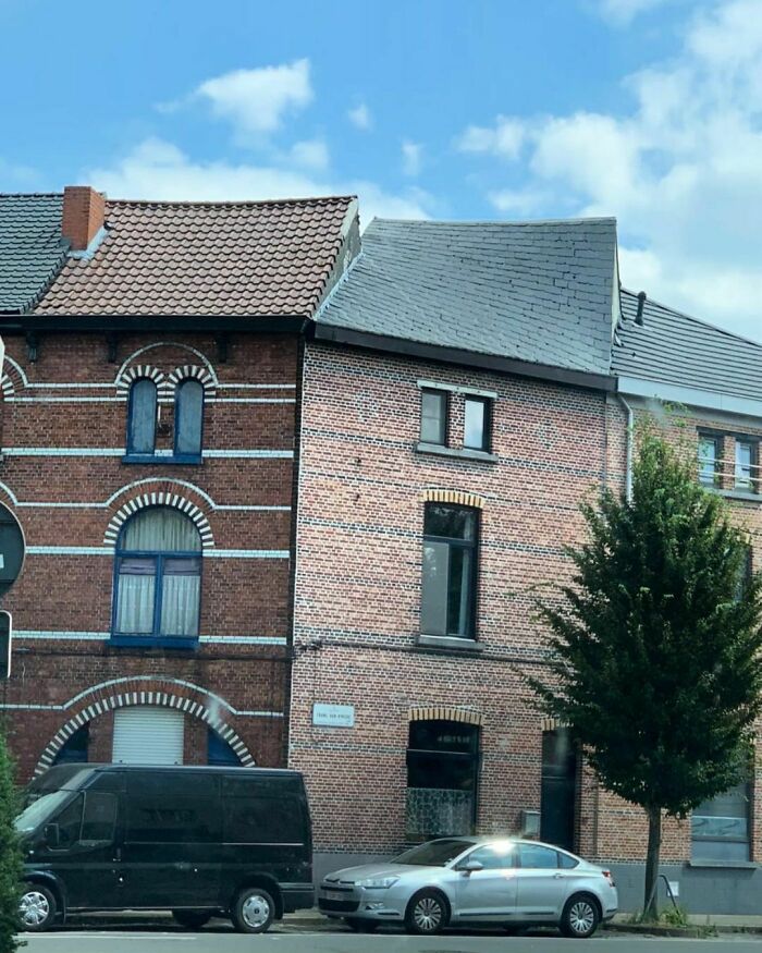 Belgian Guy Documents Ugly Houses He Sees And They’re So Bad, It’s Hilarious (30 New Pics) Belgian Guy Documents Ugly Houses He Sees And They’re So Bad, It’s Hilarious (30 New Pics)