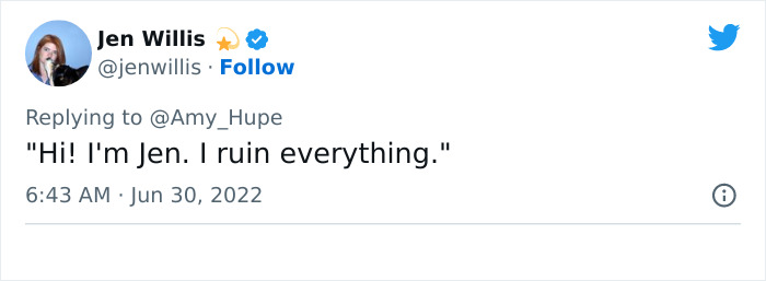 Someone Tweets, “Introduce Yourself With The Wildest Feedback You’ve Ever Received” And 50 People Don’t Hold Back Someone Tweets, “Introduce Yourself With The Wildest Feedback You’ve Ever Received” And 50 People Don’t Hold Back
