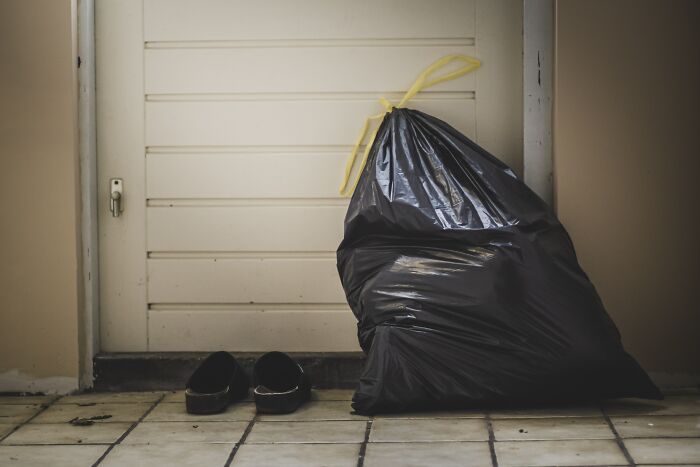 Waste Collectors Share 27 Trashy Things That People Do To Unintentionally Upset Them Waste Collectors Share 27 Trashy Things That People Do To Unintentionally Upset Them