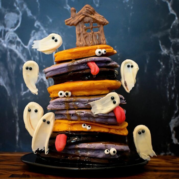 35 Humorous Food Art That This Artist Made By Adding Funny Faces On Top Of Her Creations 35 Humorous Food Art That This Artist Made By Adding Funny Faces On Top Of Her Creations