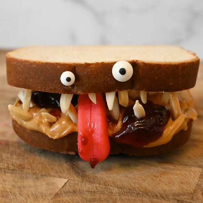 35 Humorous Food Art That This Artist Made By Adding Funny Faces On Top Of Her Creations 35 Humorous Food Art That This Artist Made By Adding Funny Faces On Top Of Her Creations