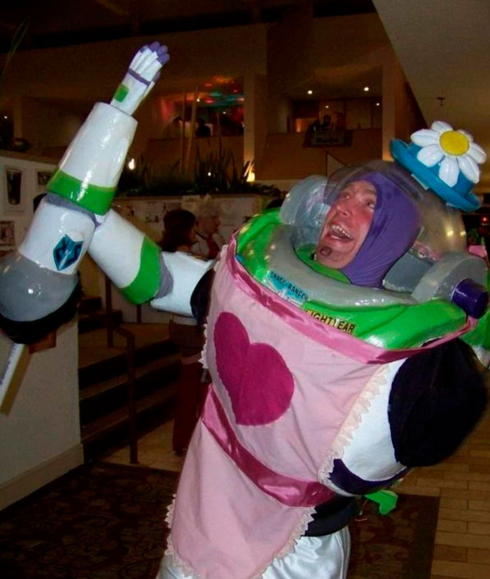 “Important Images”: 50 Unhinged Pics That Are Hard To Believe Are Real