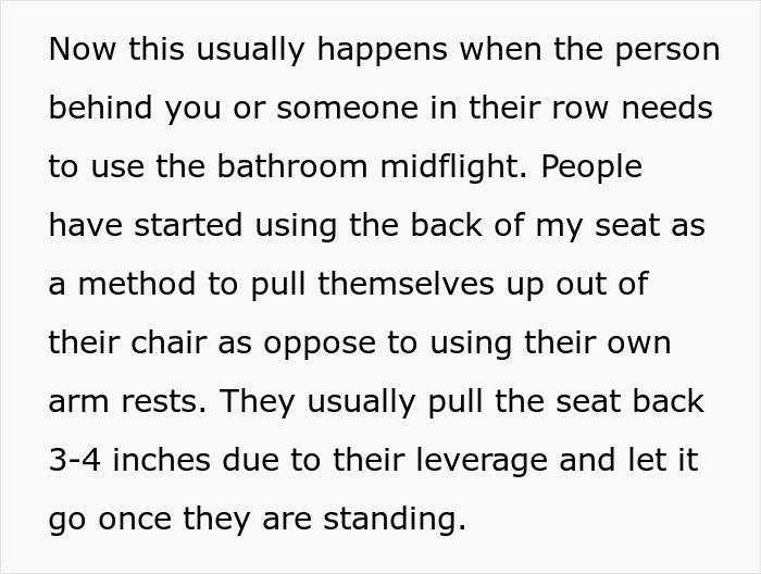 Netizens Applaud This Plane Passenger For Coming Up With The Perfect Revenge On People Who Keep Pulling On Their Seat When Standing Up Netizens Applaud This Plane Passenger For Coming Up With The Perfect Revenge On People Who Keep Pulling On Their Seat When Standing Up