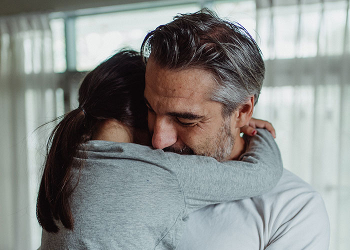 Teen Gets Mad At His Dad For Interrupting His Date To Ask Him To Pick Up His Little Sister, Says He “Failed As A Parent” Teen Gets Mad At His Dad For Interrupting His Date To Ask Him To Pick Up His Little Sister, Says He “Failed As A Parent”