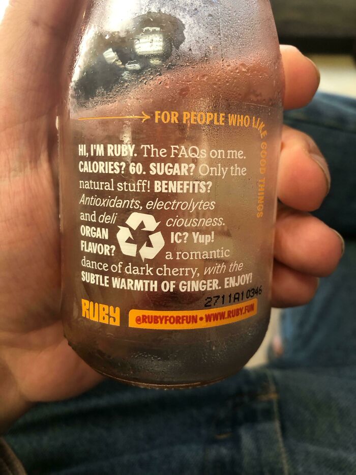 88 Funny Graphic Design Fails Reminding Us That No, Not Anyone Can Do It