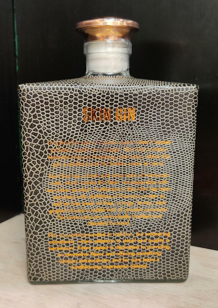 88 Funny Graphic Design Fails Reminding Us That No, Not Anyone Can Do It