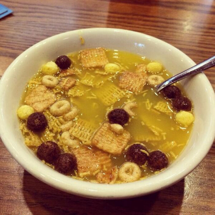 35 People Share “Food Crimes” They Hate The Most 35 People Share “Food Crimes” They Hate The Most