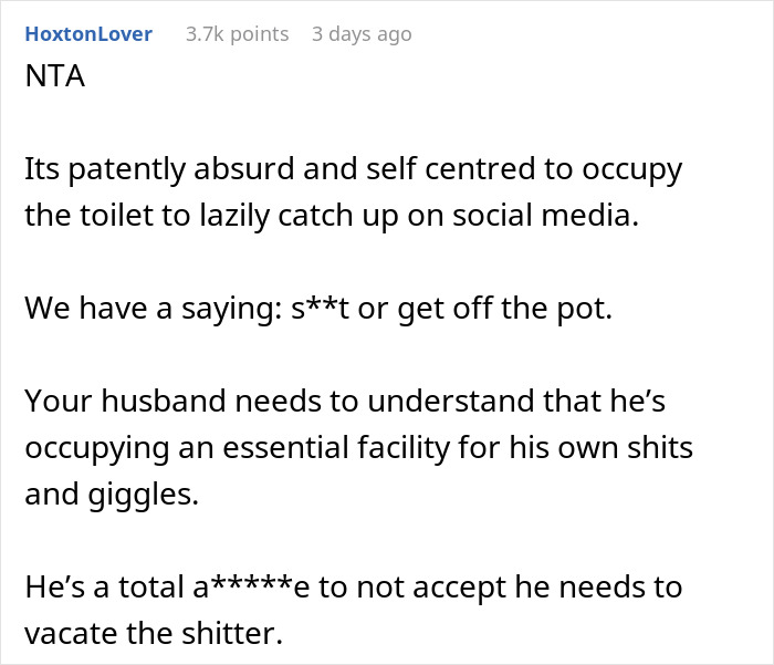 Guy Calls Wife A Jerk For Trying To Control His Bathroom Time, The Internet Says That He’s The One Who Needs A Reality Check Guy Calls Wife A Jerk For Trying To Control His Bathroom Time, The Internet Says That He’s The One Who Needs A Reality Check