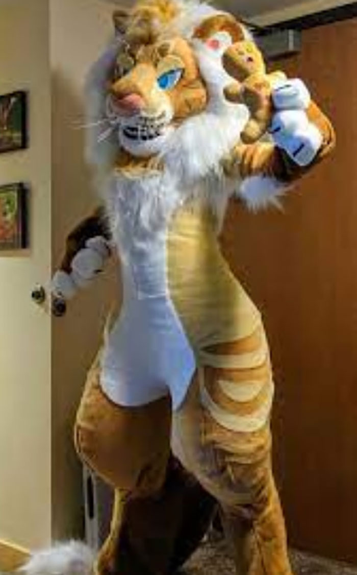 Hey Pandas, What Piece Of Clothing Brings You The Most Happiness? (Closed) Hey Pandas, What Piece Of Clothing Brings You The Most Happiness? (Closed)