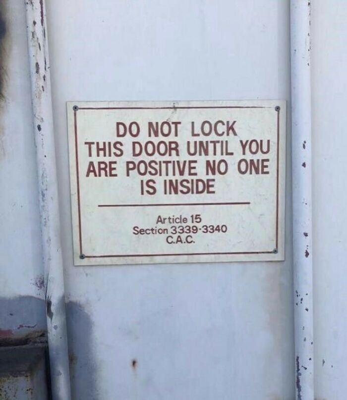 “Ominous Signs”: 50 Creepy Messages Spotted In The Wild “Ominous Signs”: 50 Creepy Messages Spotted In The Wild