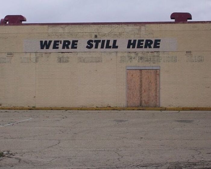 “Ominous Signs”: 50 Creepy Messages Spotted In The Wild “Ominous Signs”: 50 Creepy Messages Spotted In The Wild