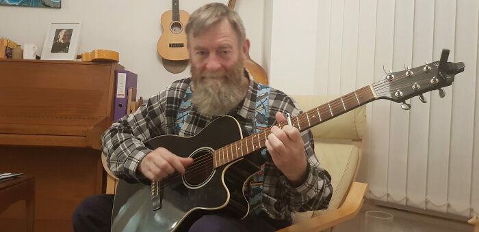 Hey Pandas, Share Your Music Instrument (Closed) Hey Pandas, Share Your Music Instrument (Closed)