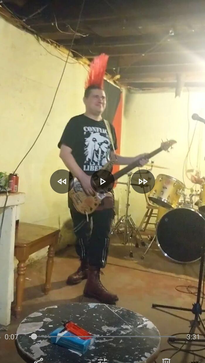 Hey Pandas, Share Your Music Instrument (Closed) Hey Pandas, Share Your Music Instrument (Closed)