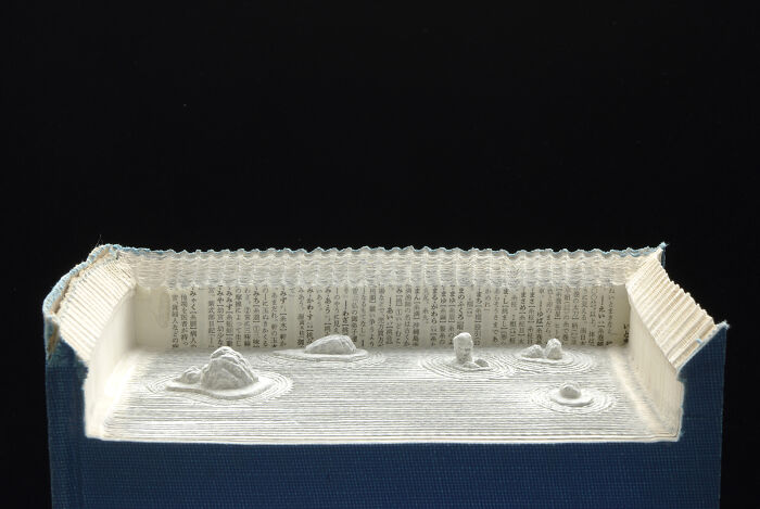 30 Stunning Landscapes That This Artist Created By Carving And Painting Old Books 30 Stunning Landscapes That This Artist Created By Carving And Painting Old Books