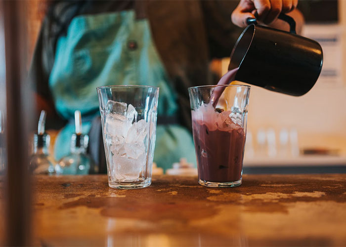 50 Customer Service Workers Share Memorable Interactions That Continue To Haunt Them To This Day 50 Customer Service Workers Share Memorable Interactions That Continue To Haunt Them To This Day