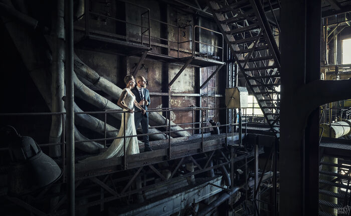 Rusty Love: 8 Wedding Pictures Taken At Abandoned Locations In Belgium Rusty Love: 8 Wedding Pictures Taken At Abandoned Locations In Belgium