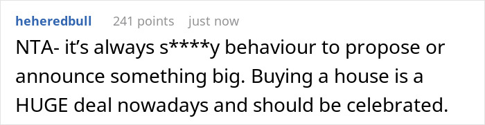 Man Attempts Proposing To Girlfriend During Sister’s Unrelated Party, Gets Told To Sit Down And Shut Up Man Attempts Proposing To Girlfriend During Sister’s Unrelated Party, Gets Told To Sit Down And Shut Up