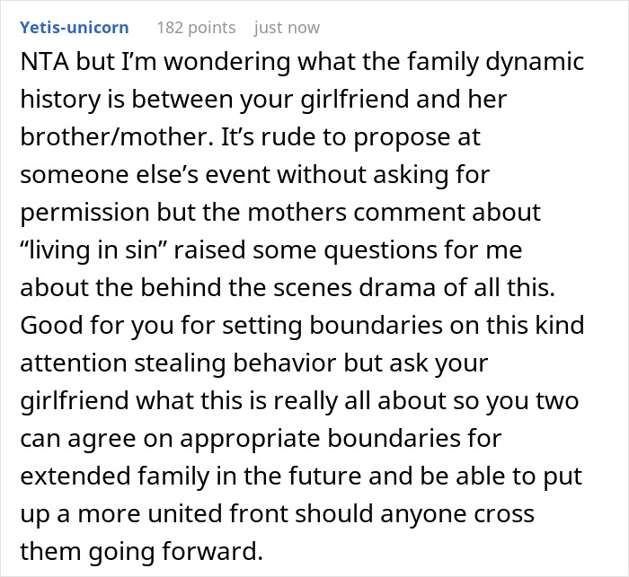Man Attempts Proposing To Girlfriend During Sister’s Unrelated Party, Gets Told To Sit Down And Shut Up Man Attempts Proposing To Girlfriend During Sister’s Unrelated Party, Gets Told To Sit Down And Shut Up