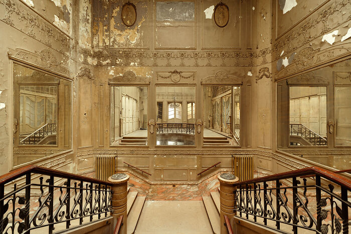 I Visited Aegidium, The Most Beautiful Former Ballroom In Belgium (8 Pics) I Visited Aegidium, The Most Beautiful Former Ballroom In Belgium (8 Pics)