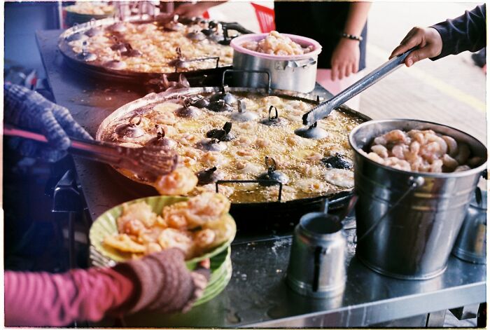 &ldquo;What&rsquo;s Something In [A Person&rsquo;s] Kitchen That Immediately Tells You They&rsquo;re A Good Cook?&rdquo;