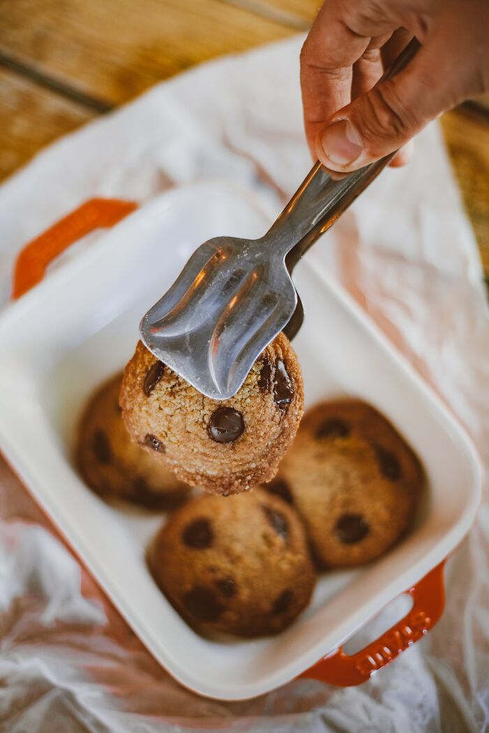 &ldquo;What&rsquo;s Something In [A Person&rsquo;s] Kitchen That Immediately Tells You They&rsquo;re A Good Cook?&rdquo;