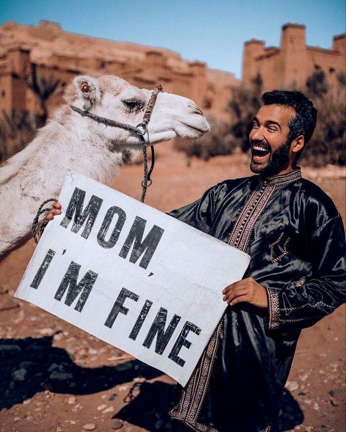 30 Wholesome Pics Of Man Reassuring His Mom Of His Wellbeing Whilst He Explores The World (New Pics) 30 Wholesome Pics Of Man Reassuring His Mom Of His Wellbeing Whilst He Explores The World (New Pics)