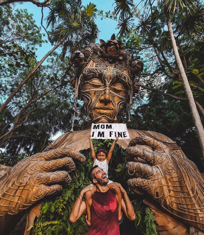 30 Wholesome Pics Of Man Reassuring His Mom Of His Wellbeing Whilst He Explores The World (New Pics) 30 Wholesome Pics Of Man Reassuring His Mom Of His Wellbeing Whilst He Explores The World (New Pics)