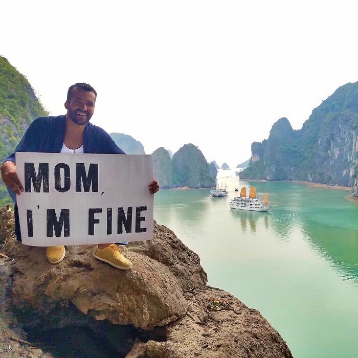 30 Wholesome Pics Of Man Reassuring His Mom Of His Wellbeing Whilst He Explores The World (New Pics) 30 Wholesome Pics Of Man Reassuring His Mom Of His Wellbeing Whilst He Explores The World (New Pics)