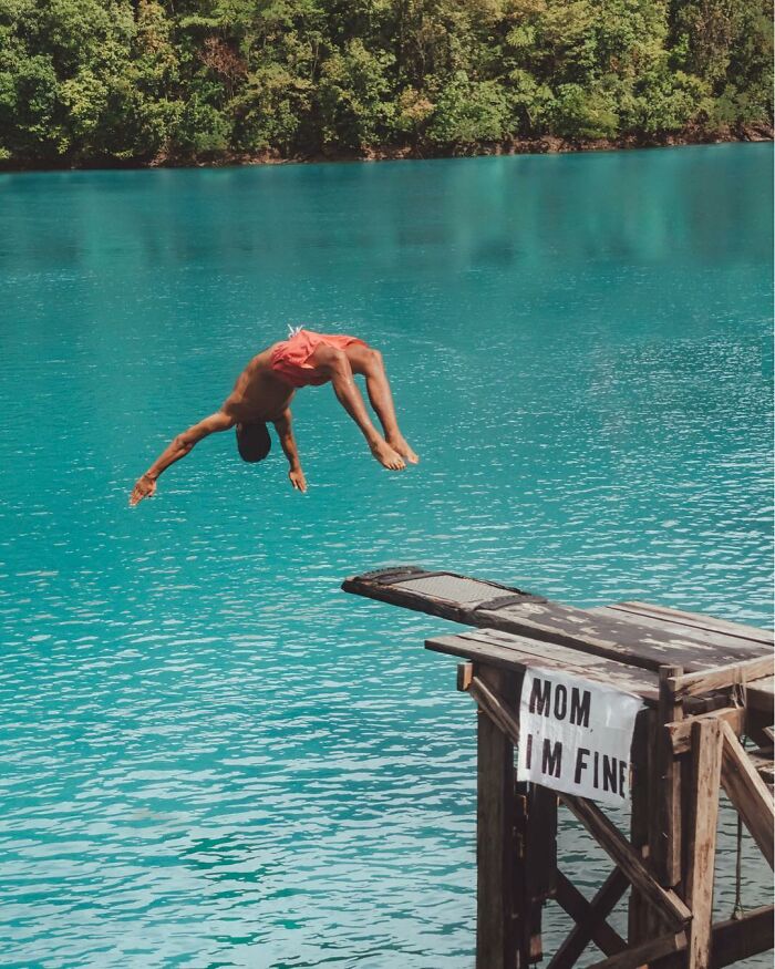 30 Wholesome Pics Of Man Reassuring His Mom Of His Wellbeing Whilst He Explores The World (New Pics) 30 Wholesome Pics Of Man Reassuring His Mom Of His Wellbeing Whilst He Explores The World (New Pics)