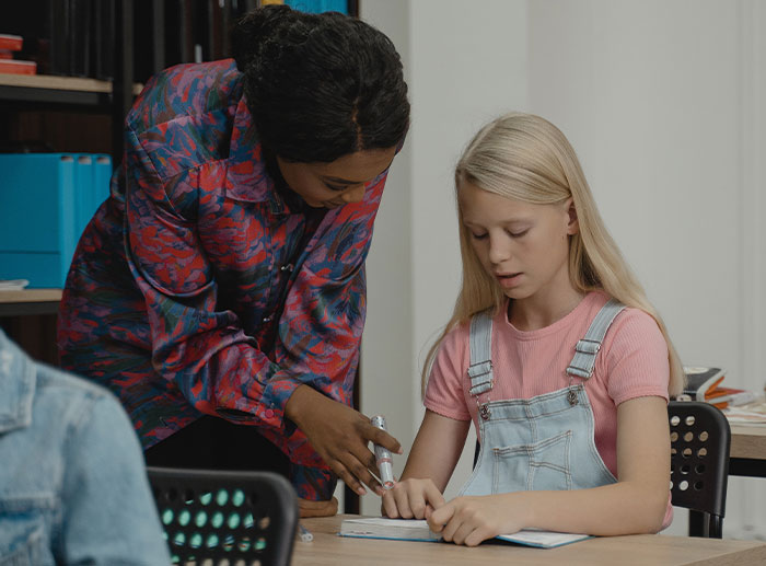 30 Adults Share The Worst Things Their Teachers Did That They Still Can&rsquo;t Get Over