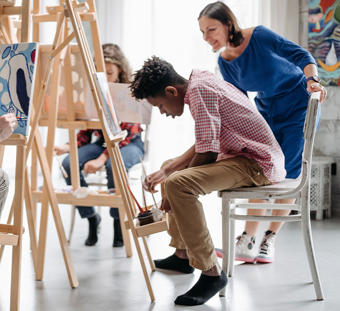 30 Adults Share The Worst Things Their Teachers Did That They Still Can&rsquo;t Get Over