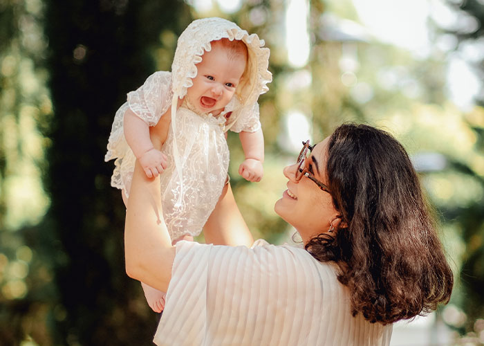 “She Is Not This Baby’s Mom”: Mom Desperate After MIL Starts Acting Unhinged Around Her Baby “She Is Not This Baby’s Mom”: Mom Desperate After MIL Starts Acting Unhinged Around Her Baby