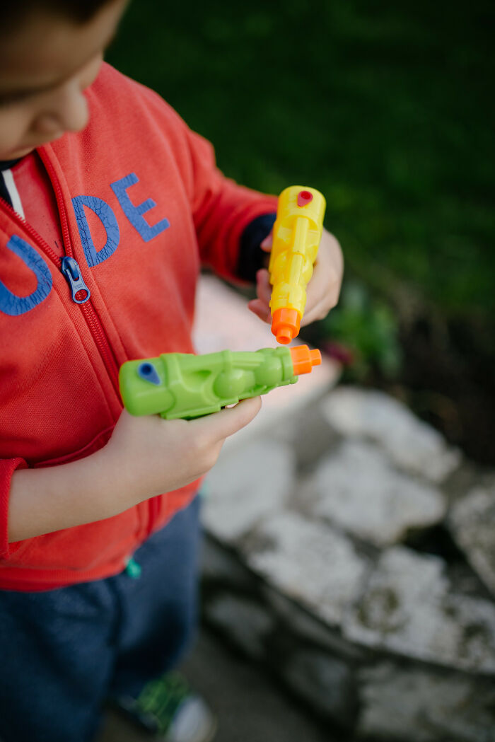 27 People Answer “Why Did That One Kid Get Expelled?” 27 People Answer “Why Did That One Kid Get Expelled?”