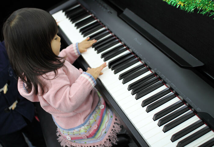 30 Various Hobbies That People Invested Hours And Hours In And Which They Now Regret, As Shared Online 30 Various Hobbies That People Invested Hours And Hours In And Which They Now Regret, As Shared Online