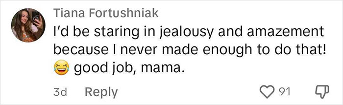 Karen Films Mom Breastfeeding At The Beach, She Finds The Video And Shames Her Right Back Karen Films Mom Breastfeeding At The Beach, She Finds The Video And Shames Her Right Back