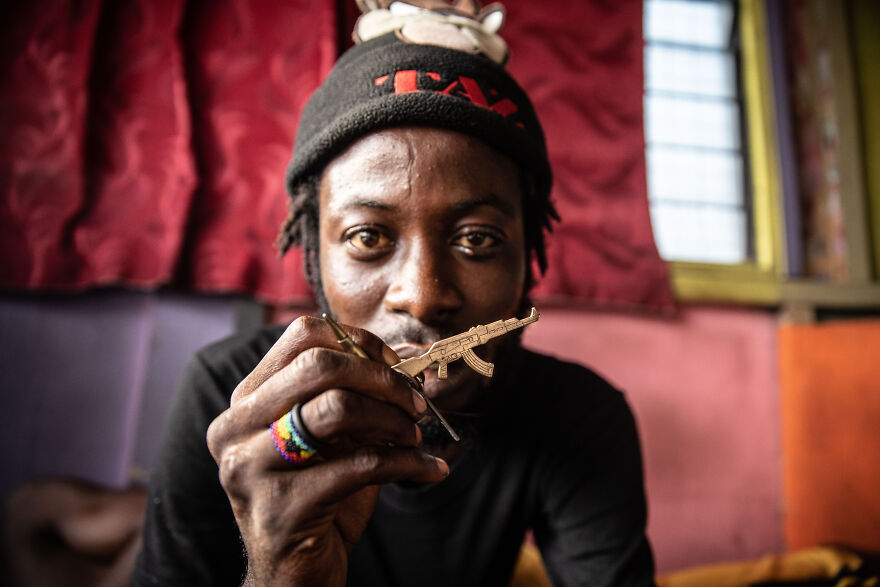 I Dedicated 12 Years Exploring Ghettos Around The World, And These 35 Pics Tell The Tale I Dedicated 12 Years Exploring Ghettos Around The World, And These 35 Pics Tell The Tale